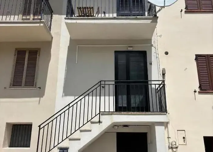 House With Private Pool In Spindoli - 100 M² Villa photo