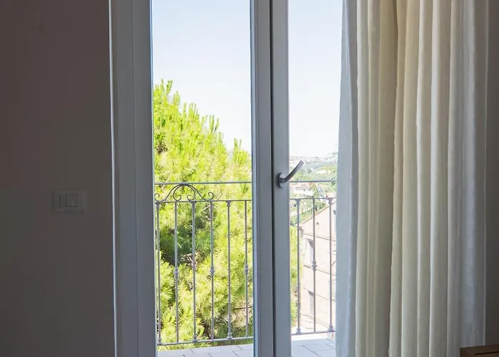 Sanpatrizio Guest House Torre San Patrizio fotorgafie