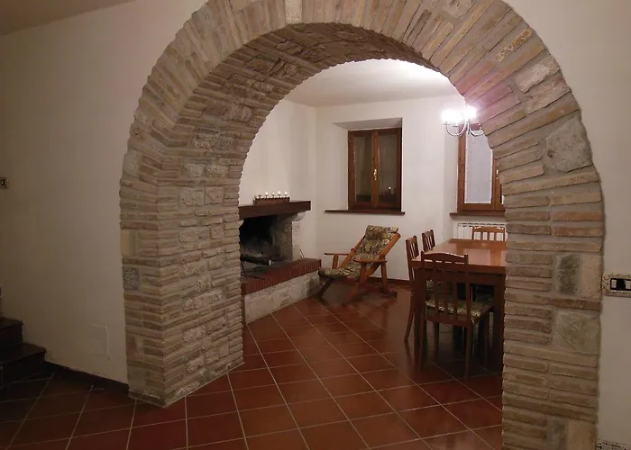Фото Отель Il Castello Fiordimonte